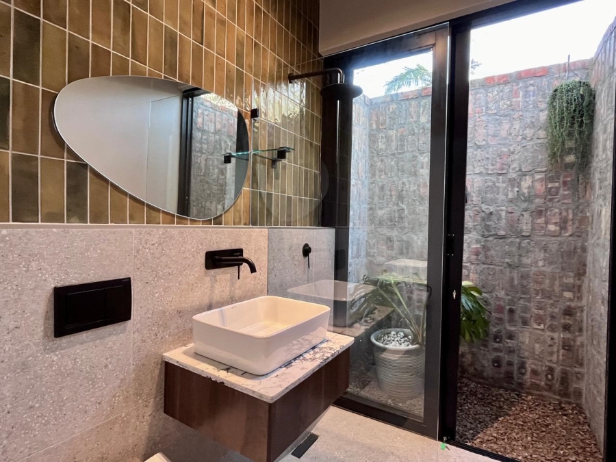 4 Bedroom Property for Sale in Loevenstein Western Cape